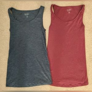 Ingrid & Isabel Maternity 2 pack XS Tank Top
